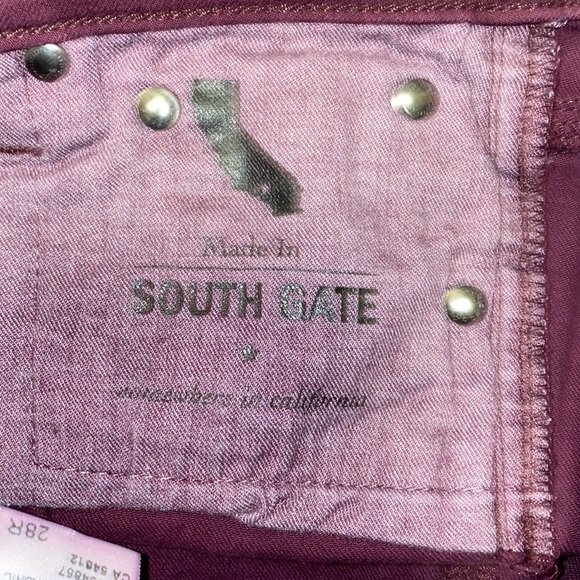 Ag Adriano Goldschmied Size 28R The Stevie Ankle Slim Straight Leg Burgundy Jean - Picture 2 of 16